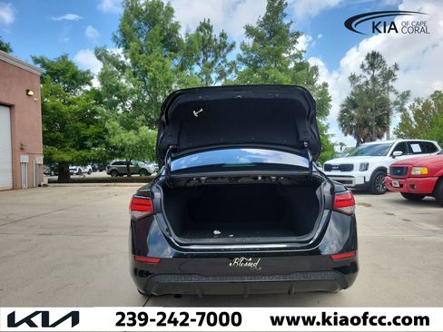 Used 2023 Nissan Sentra S FWD image 28