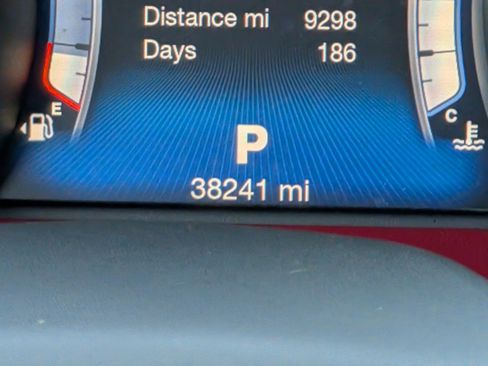 Used 2017 Maserati Levante S AWD/4WD image 27