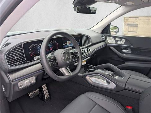 New 2026 Mercedes-Benz GLS 450 4MATIC image 3