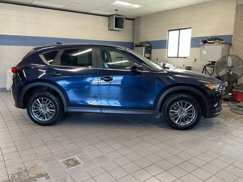 Used 2017 MAZDA CX-5 Touring w/ Preferred Equipment Package image 7