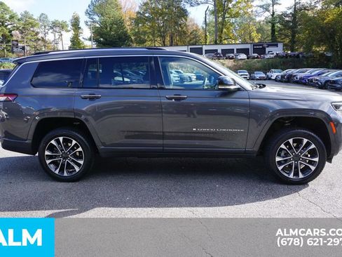 Used 2023 Jeep Grand Cherokee L Overland w/ Luxury Tech Group IV image 9