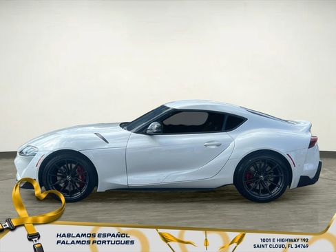 Used 2025 Toyota Supra Premium w/ Driver Assist Package image 3