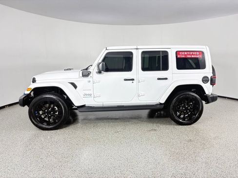 Used 2023 Jeep Wrangler Unlimited Sahara w/ Cold Weather Group AWD/4WD image 4