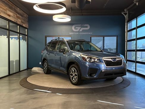 Used 2020 Subaru Forester Premium AWD/4WD image 1