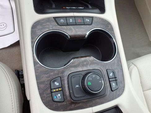 Used 2023 GMC Acadia Denali w/ Denali Ultimate Package AWD/4WD image 23