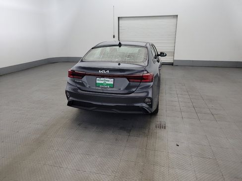 Used 2024 Kia Forte LXS FWD image 7