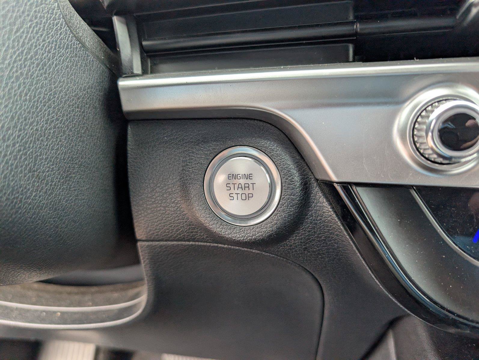 Used 2025 Kia Telluride S AWD/4WD image 22