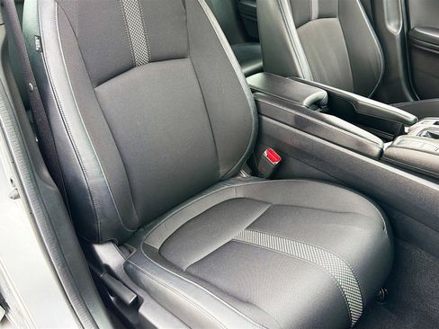 Used 2021 Honda Civic Sport image 18