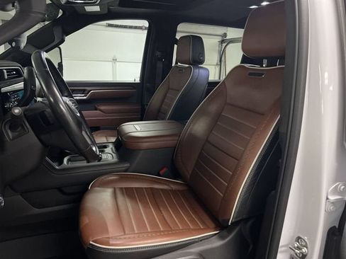 Certified 2025 GMC Sierra 3500 Denali Ultimate AWD/4WD image 20