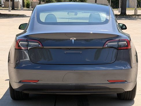 Used 2023 Tesla Model 3 Standard Range RWD image 12