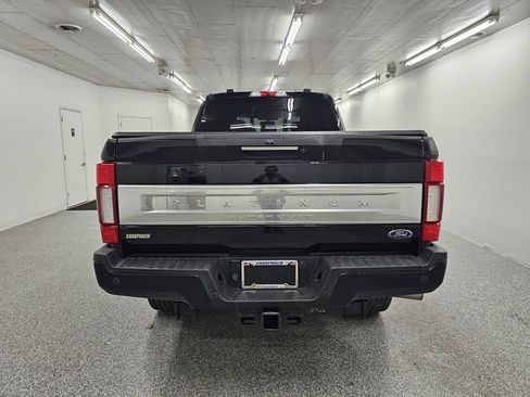 Used 2020 Ford F250 Platinum w/ FX4 Off-Road Package AWD/4WD image 5