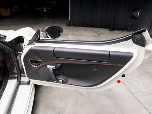 Used 2015 Alfa Romeo 4C Coupe w/ Leather Interior Group image 50