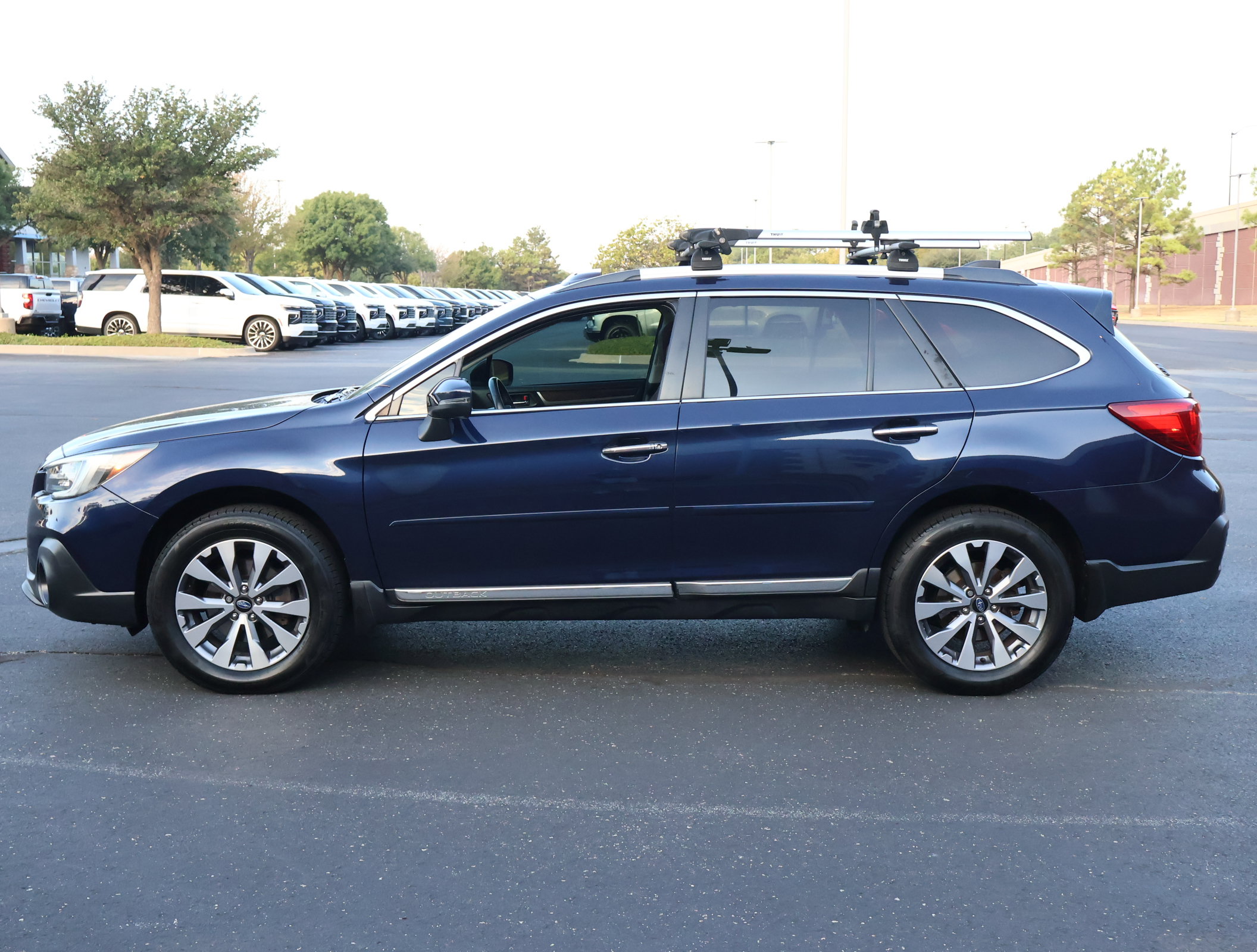 Used 2018 Subaru Outback 3.6R Touring AWD/4WD image 37