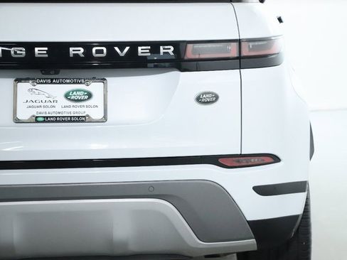 Used 2020 Land Rover Range Rover Evoque SE image 45