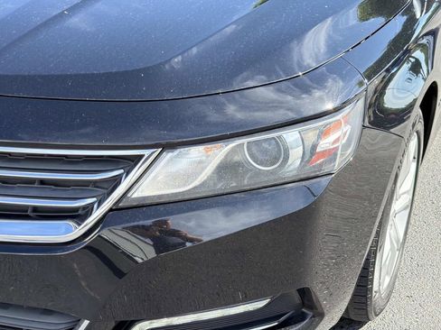 Used 2019 Chevrolet Impala LT FWD image 10