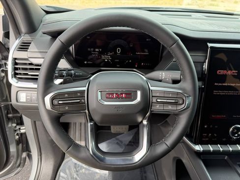 New 2026 GMC Acadia Elevation image 24