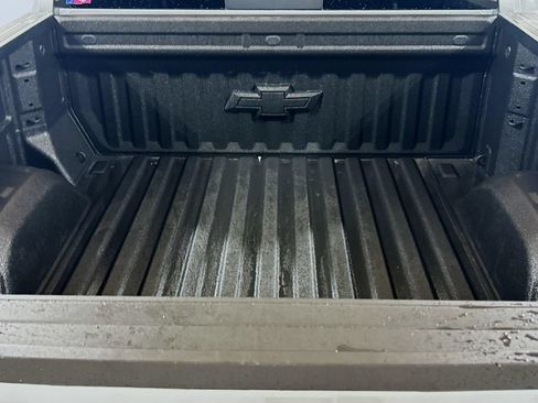 Used 2025 Chevrolet Silverado 1500 LT Trail Boss w/ Convenience Package II AWD/4WD image 26