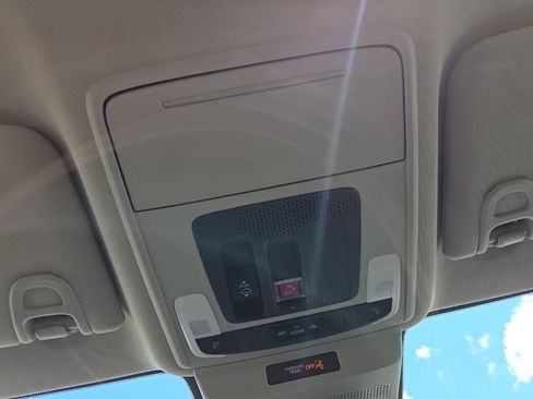 Used 2025 Honda Accord SE image 49