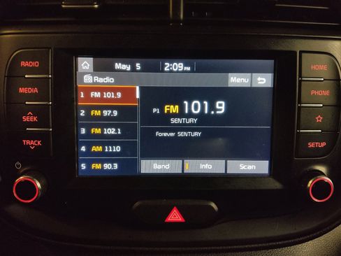 Used 2021 Kia Soul S FWD image 25