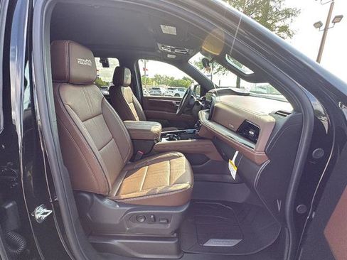 New 2026 Chevrolet Tahoe High Country AWD/4WD image 15