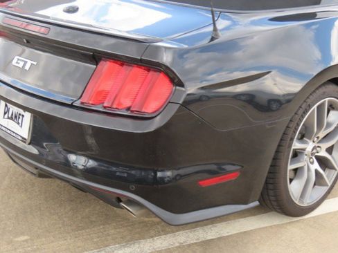 Used 2016 Ford Mustang GT Premium w/ Equipment Group 401A RWD image 10