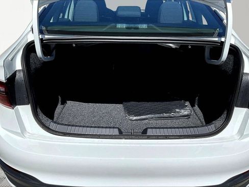 Used 2026 Volkswagen Jetta S FWD image 25