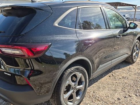 Used 2025 Ford Escape ST-Line image 4