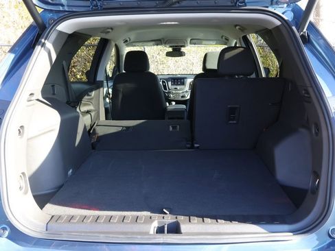 Used 2024 Chevrolet Equinox LT image 47