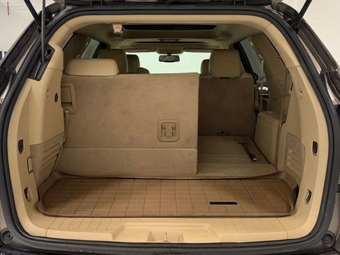 Used 2011 Buick Enclave CXL FWD image 25