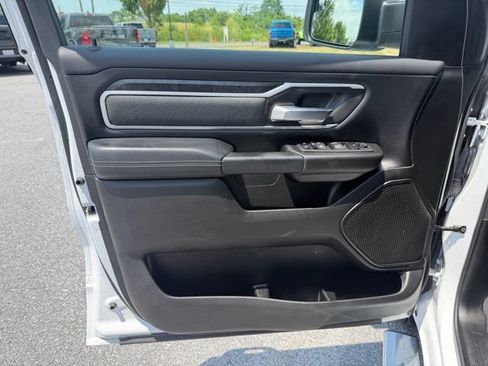 Used 2022 RAM 1500 Big Horn AWD/4WD image 11