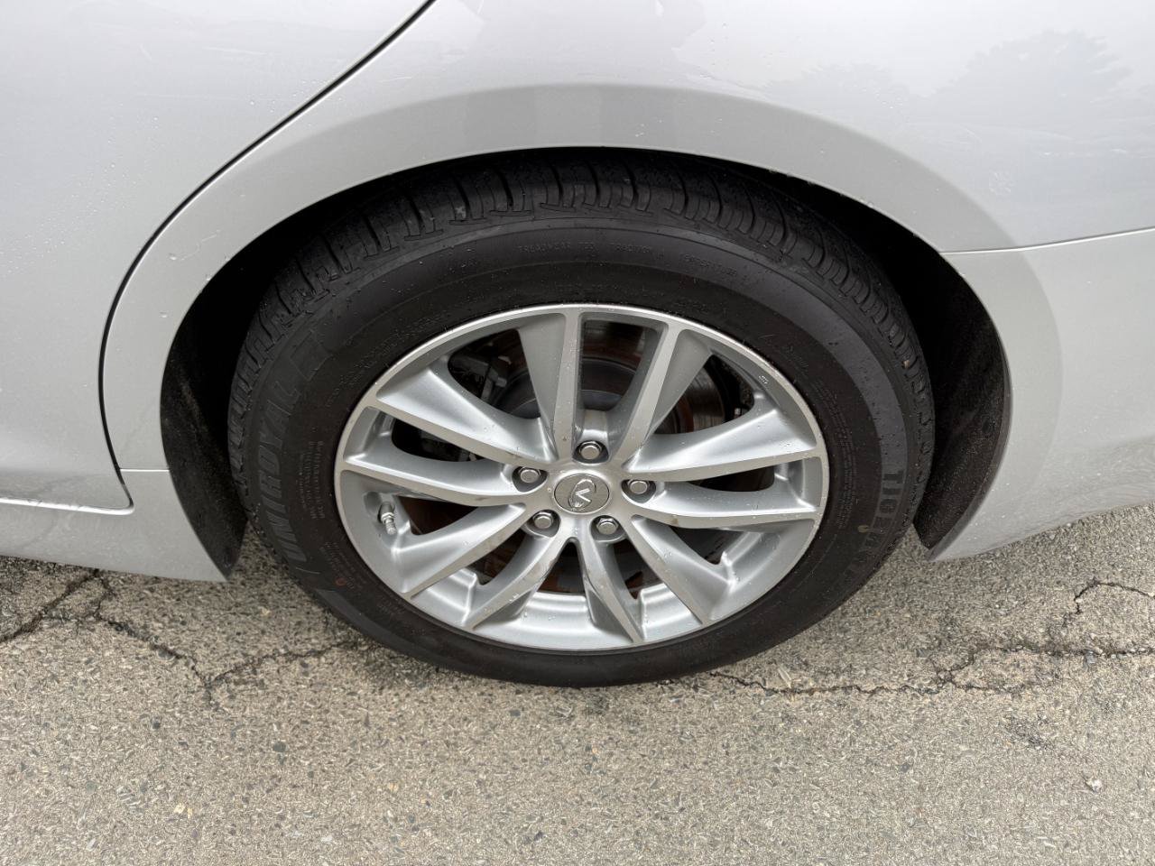 Used 2015 INFINITI Q50 Premium w/ Spare Tire Package RWD image 7