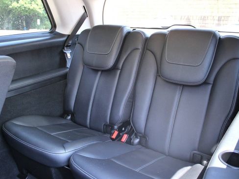 Used 2012 Mercedes-Benz GL 450 4MATIC image 11