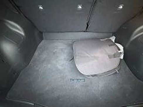 Used 2022 Nissan Leaf S image 31