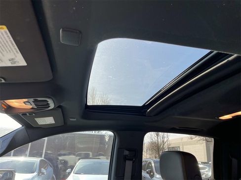 Used 2024 Chevrolet Colorado ZR2 w/ ZR2 Convenience Package III image 23