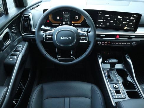New 2025 Kia Sorento S w/ Panoramic Sunroof Package FWD image 6