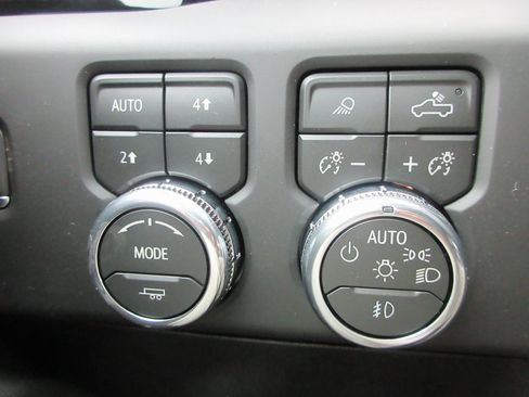 New 2026 GMC Sierra 3500 AT4 image 18