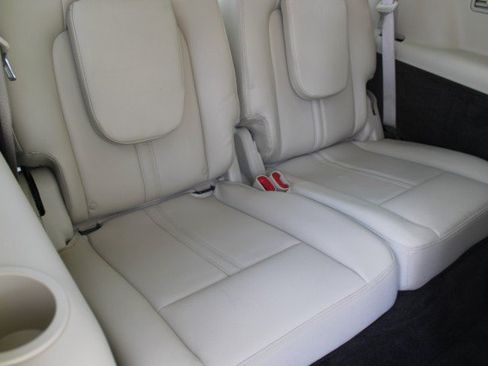 Used 2018 Lincoln MKT AWD w/ Technology Package image 30