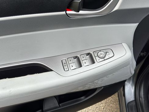 Used 2020 Hyundai Palisade SEL FWD image 14