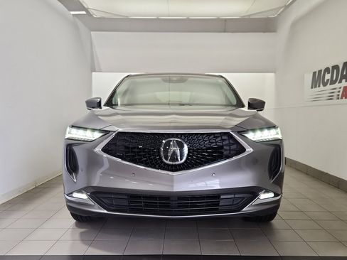 Used 2024 Acura MDX SH-AWD w/ Technology Package image 3