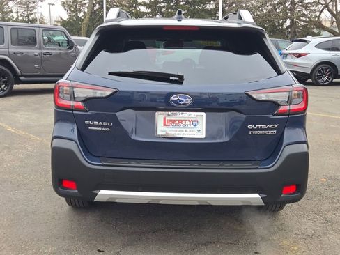 Used 2025 Subaru Outback Touring XT image 12