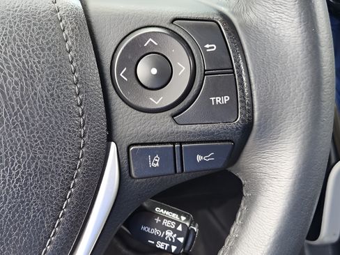 Certified 2018 Toyota Corolla XLE FWD image 24