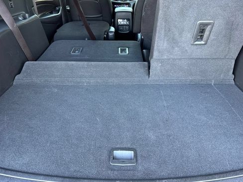 Certified 2024 Buick Enclave Avenir FWD image 17