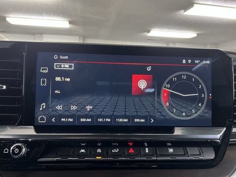 Certified 2023 GMC Sierra 1500 SLT w/ SLT Convenience Package AWD/4WD image 13