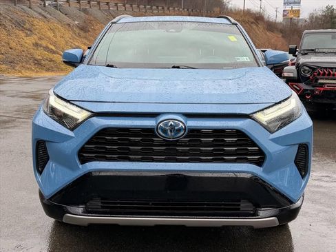 Used 2024 Toyota RAV4 SE w/ Convenience Package image 14