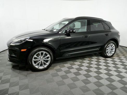 Certified 2026 Porsche Macan Turbo AWD/4WD image 2
