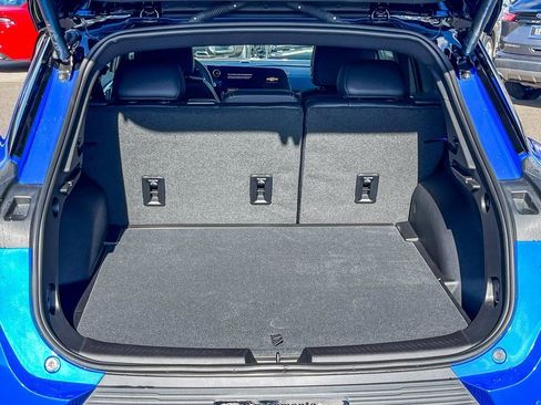 New 2026 Chevrolet Equinox EV LT image 24
