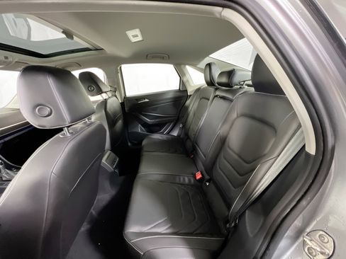 Used 2022 Volkswagen Jetta SEL image 25