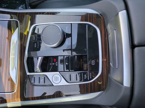 New 2026 BMW X5 xDrive40i w/ Premium Package image 28