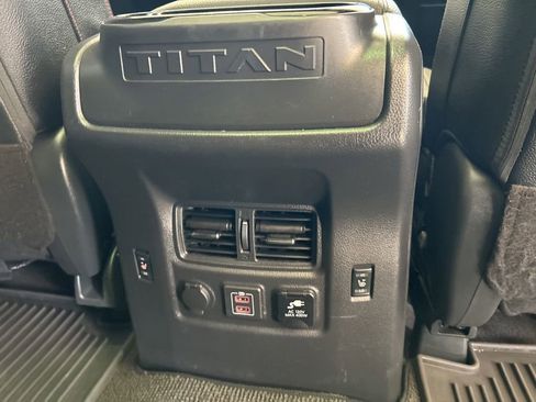 Used 2021 Nissan Titan PRO-4X w/ Pro-4x Convenience Package image 31