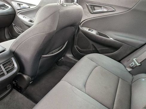 Used 2025 Chevrolet Malibu LT FWD image 25